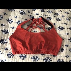 Onzie CHIC sports bra - Strappy - CORAL M/L